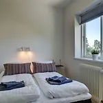 Sofie Nocleg ze śniadaniem 2*